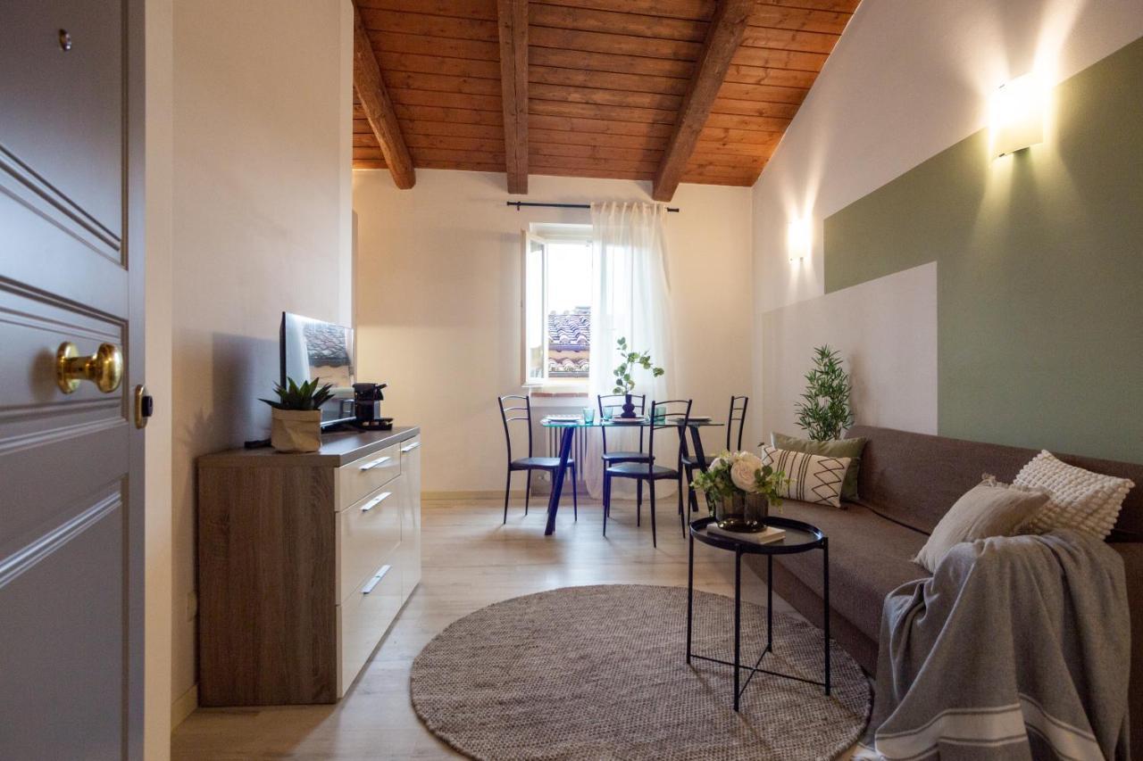 Chic Apartment In The Historic Center Of Перуджа Экстерьер фото